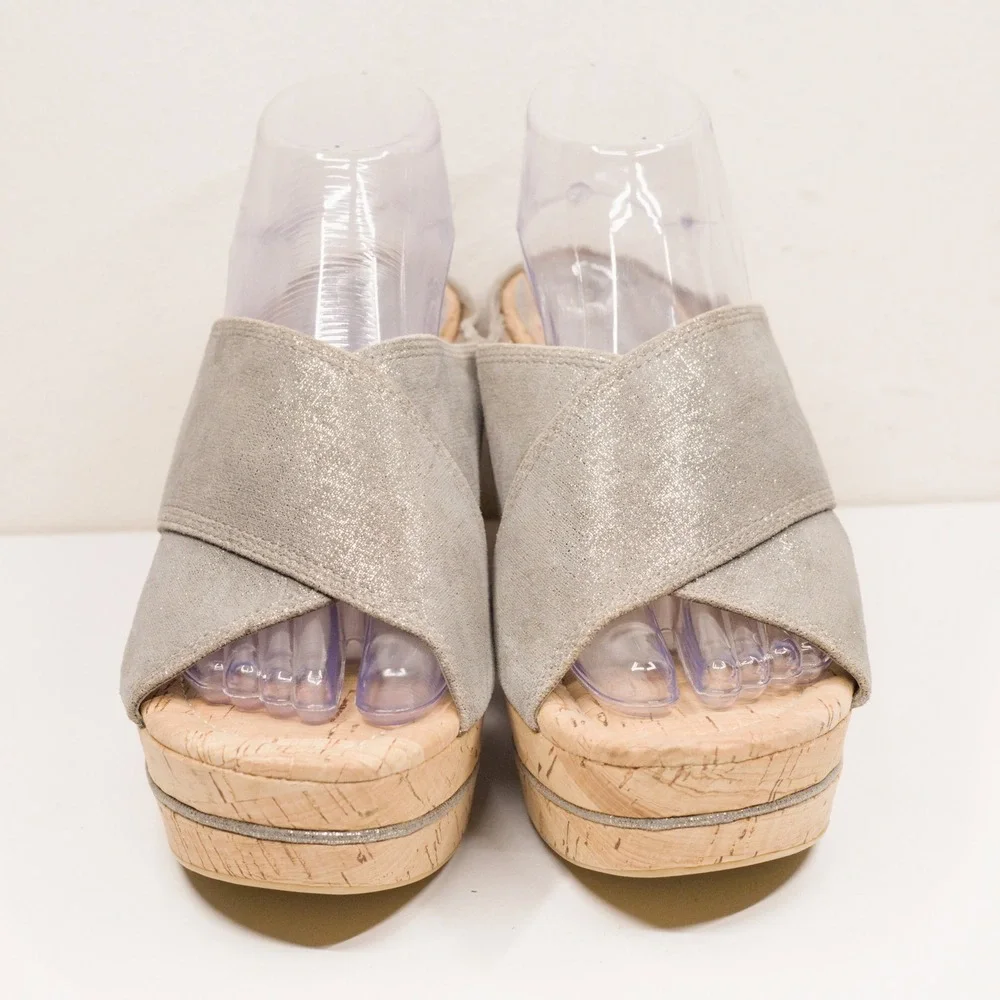 DONALD PLINER Dacota Metallic Crisscross Cork Wedge Sandals Resort Silver Sz 9.5